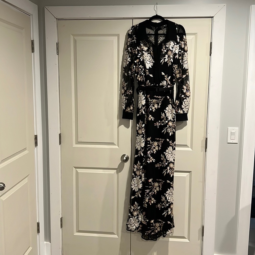 Gorgeous evening dress. Never worn. Xl extremely flattering